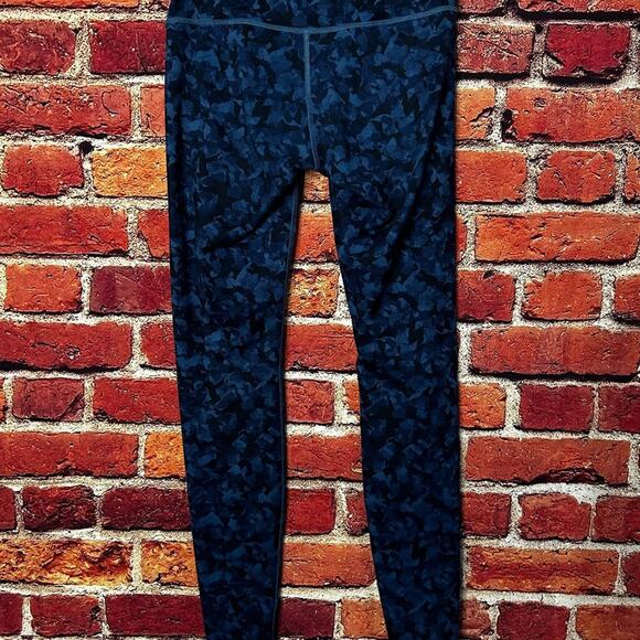 Lululemon full length leggings size 6 - Picture 2 of 7